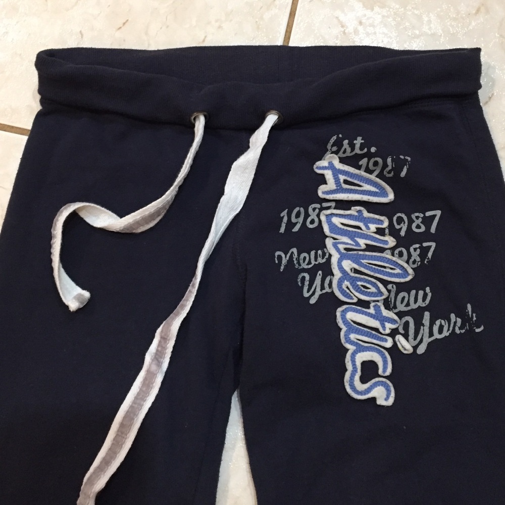Y2K Womens Reflex outfitters crop sweat pants Capri sz S EUC - Picture 3 of 4